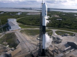 Video Momen Satelit Satria-1 Melesat Menuju Orbit