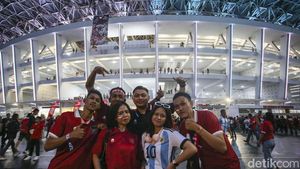 Suporter Terbelah Dukung Timnas & Argentina