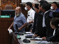 Jaksa Ungkap Rincian Suap-Gratifikasi Rp 46,8 M yang Diterima Lukas Enembe Jaksa Ungkap Rincian Suap-Gratifikasi Rp 46,8 M yang Diterima Lukas Enembe