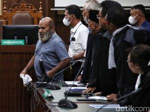 Masa Pembantaran Selesai, Lukas Enembe Kembali Jalani Sidang Hari Ini Masa Pembantaran Selesai, Lukas Enembe Kembali Jalani Sidang Hari Ini