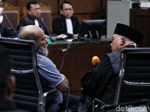 Lukas Enembe Bantah Terima Suap Rp 46,8 M, Ngaku Difitnah-Dizalimi