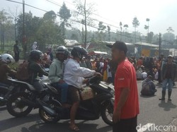 Protes Tambang Galian C, Warga Blokade Jalur Wonosobo-Temanggung