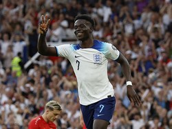 Saka Top! Kaki Sakit Masih Bisa Bikin Hat-trick