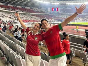 Keseruan Keluarga Judika hingga Darius Sinathrya Nonton Indonesia vs Argentina Keseruan Keluarga Judika hingga Darius Sinathrya Nonton Indonesia vs Argentina