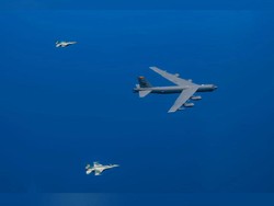 Canggihnya Bomber Paman Sam yang Cetak Sejarah Masuk Wilayah Indonesia