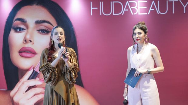Grand Launching Huda Beauty di Indonesia