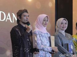 Irfan Amalee Raih Anugerah Figur Teladan detikJabar Awards 2023