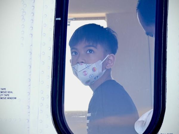 Momen Jan Ethes Temani Jokowi Kunker Naik Helikopter Super Puma TNI