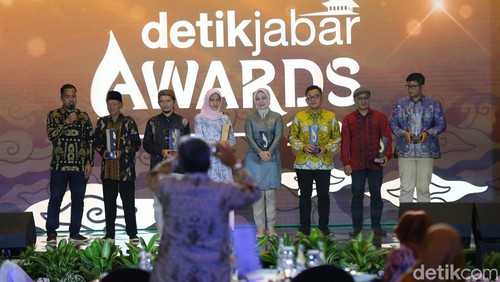 Para Figur Teladan Peraih Anugerah detikjabar Awards 2023