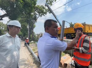 Pemkot Medan Pasang 569 Unit LPJU di Seluruh Kecamatan Pemkot Medan Pasang 569 Unit LPJU di Seluruh Kecamatan