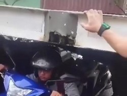 Macet di Marunda Bikin Geger hingga Pemotor Ngolong Truk Kontainer