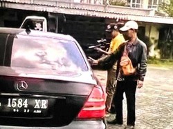 Viral Video Pentolan Preman Todongkan Senjata Api di Sidoarjo