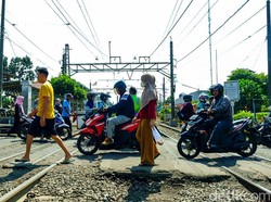 Belajar dari Kasus Luxio Tertabrak KA, Siapa Tanggung Jawab Perlintasan Liar?