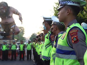 66 Polisi Amankan Pelebon Raja Denpasar IX, Sejumlah Jalan Ditutup