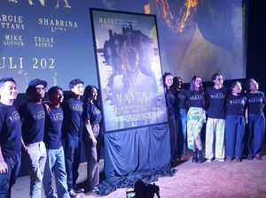 Trailer-Poster Sudah Rilis, Mantra Surugana Siap Meneror Bioskop 27 Juli! Trailer-Poster Sudah Rilis, Mantra Surugana Siap Meneror Bioskop 27 Juli!