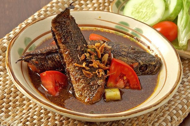 Gabus pucung/Foto: Pinterest.com/Widya Makanan Khas Betawi yang Kini Sudah Hampir Punah