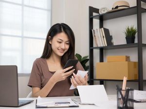 Wanita Asal China Dapat Transfer Nyasar Rp 5 M, Lalu Kembalikan ke Pemiliknya Wanita Asal China Dapat Transfer Nyasar Rp 5 M, Lalu Kembalikan ke Pemiliknya