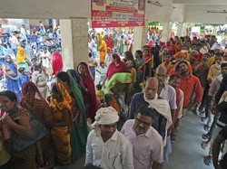 India Dilanda Gelombang Panas Ekstrem, Faskes dan Krematorium Penuh