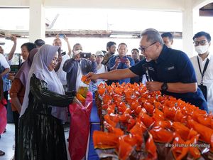 Pastikan Harga Bapok Stabil, Mendag Tinjau Pasar Murah di Bali
