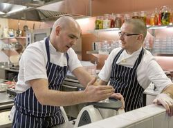 Dapat Komentar Jelek, Chef Ini Larang Menu Vegan di Restorannya