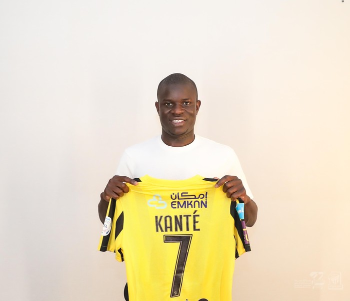 N'Golo Kante N'Golo Kante resmi menjadi pemain baru Al Ittihad.