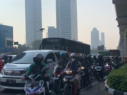 Curhat Warga Jenuh Kerap Terkena Macet di Gatsu: Nggak Ada Obat