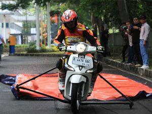 Penerapan Teknologi ABS untuk Cegah Kecelakaan Lalu Lintas Penerapan Teknologi ABS untuk Cegah Kecelakaan Lalu Lintas