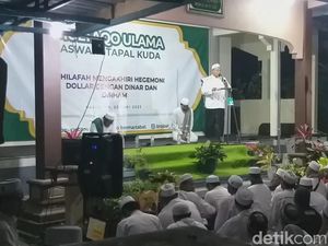 Ini Tindakan Polisi Saat Warga Bubarkan Pengajian Khilafah di Pasuruan