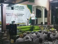 Kedongkolan Warga Bubarkan Pengajian Khilafah yang Nekat Tetap Digelar