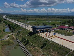 Potret Tol Blang Bintang-Baitussalam 12,7 Km yang Dibuka Gratis Potret Tol Blang Bintang-Baitussalam 12,7 Km yang Dibuka Gratis