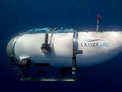 Penampakan Kapal Selam Titanic Angkut Miliarder yang Hilang