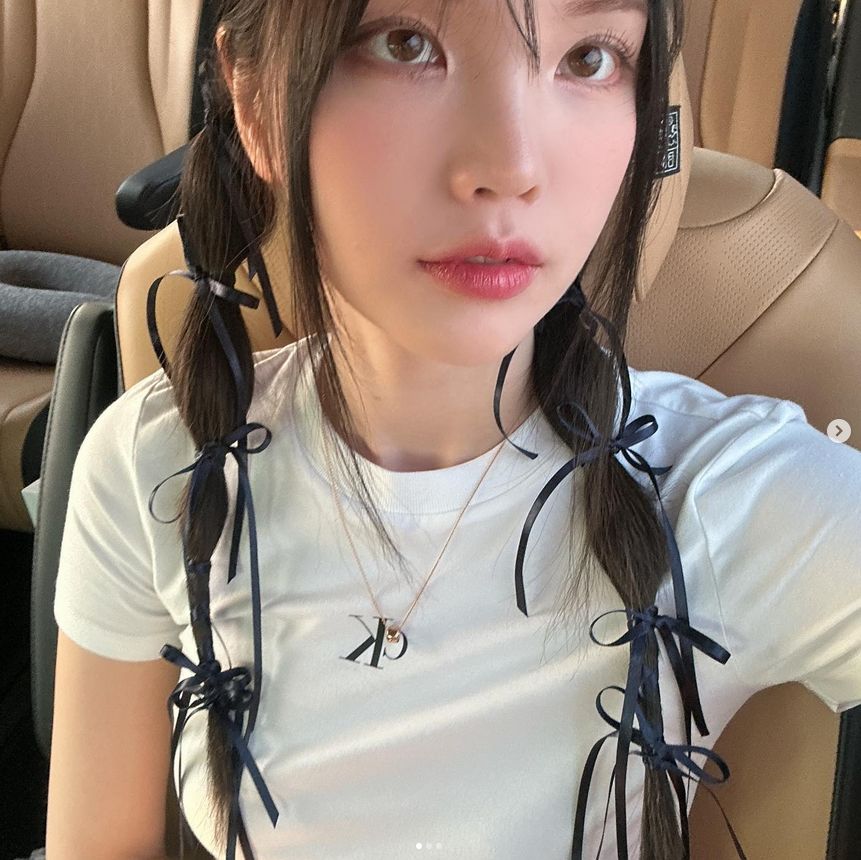xooos, YouTuber cantik yang digosipkan pacaran dengan Park Seo Joon xooos, YouTuber cantik yang digosipkan pacaran dengan Park Seo Joon
