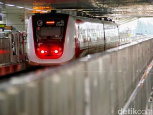 Heru Budi Targetkan LRT Velodrome-Pramuka Rampung 2024, sampai Manggarai 2026