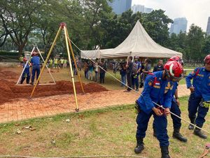 Damkar Siapkan Pemakaman Pria Obesitas 300 Kg di TPU Menteng Pulo