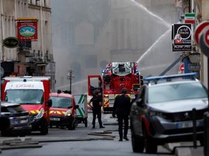 Ledakan Gas di Tengah Kota Paris, 16 Orang Luka-luka