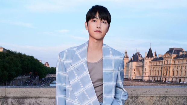 Gaya Artis di Louis Vuitton Menswear Spring-Summer 2024