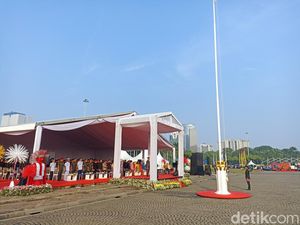 Heru Budi Jadi Inspektur Upacara HUT DKI Jakarta ke-496 di Monas