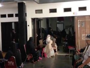 Rumah Duka Ayah Ibnu Jamil Mulai Dipadati Pelayat Rumah Duka Ayah Ibnu Jamil Mulai Dipadati Pelayat