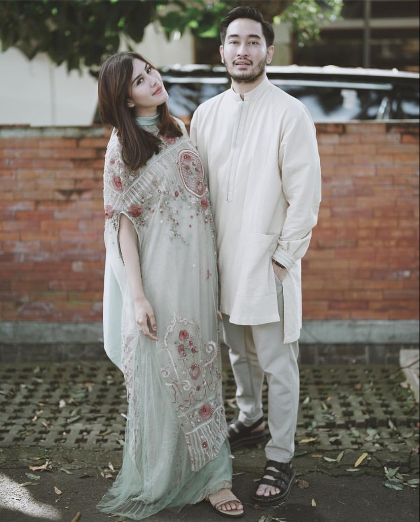 Jeje Govinda & Syahnaz Jeje Govinda & Syahnaz