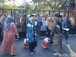 54 CJH Trenggalek Cadangan dan Hasil Lelang Sisa Kuota Jatim Diberangkatkan