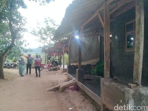 Mengungkap Mitos di Kampung 7 Rumah Majalengka