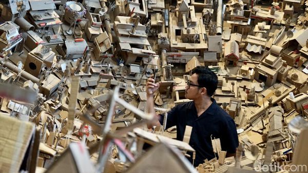 Karya Seni Isabel dan Alfredo Aquilizan Membius Publik Jakarta