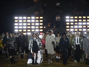 Pharrell Williams Ubah Motif Ikonis Louis Vuitton, Mirip Desainer Lain?