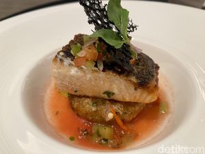 Ada Bir Jawa dan Salmon Sambal Colo-colo di Jamuan Mahamangsa