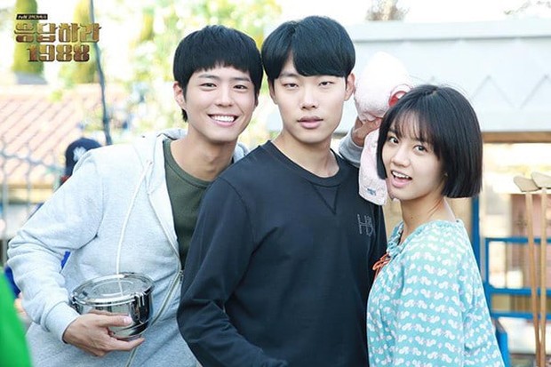 Park Bo Gum, Ryu Jun Yeol dan Hyeri dalam Reply 1988/Foto: soompi.com