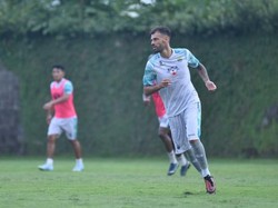 Tyronne yang Mulai Paham Ide dari Pelatih Persib Luis Milla