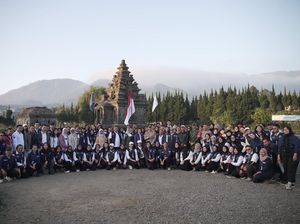 Pupuk Indonesia Ajak Gen Z Beri Edukasi Pertanian ke Petani Dieng