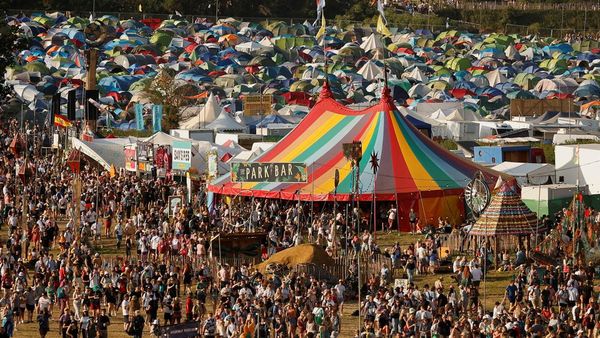 Ribuan Orang Ramaikan Festival Glastonbury 2023