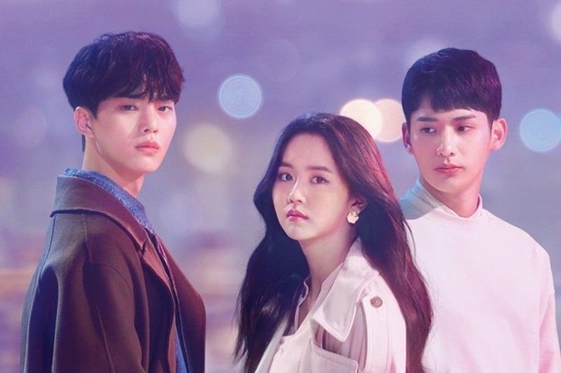 Song Kang, Kim So Hyun dan Jung Ga Ram dalam Love Alarm/Foto: soompi.com