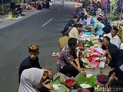 Tumpeng Sewu, Tradisi Osing Kemiren yang Tetap Mengakar hingga Kini